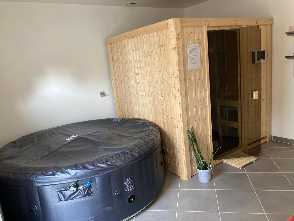 נווי סן ג'ורג' Maison Gille מראה חיצוני תמונה